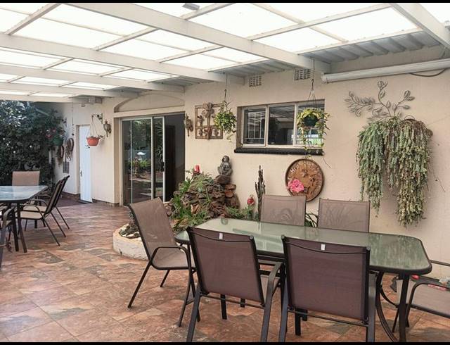 3 BEDROOM HOUSE FOR SALE IN FREEWAY PARK